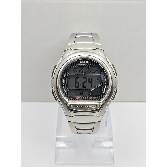 Casio Wave Ceptor Radio Controlled Digital Watch Alarm World Time New Battery - Picture 1 of 12